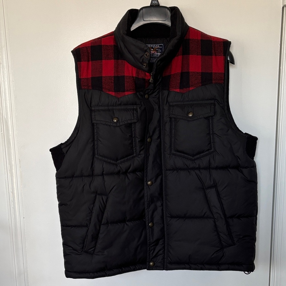 American Living Bubble Vest Mens Large, Black & Flannel Red